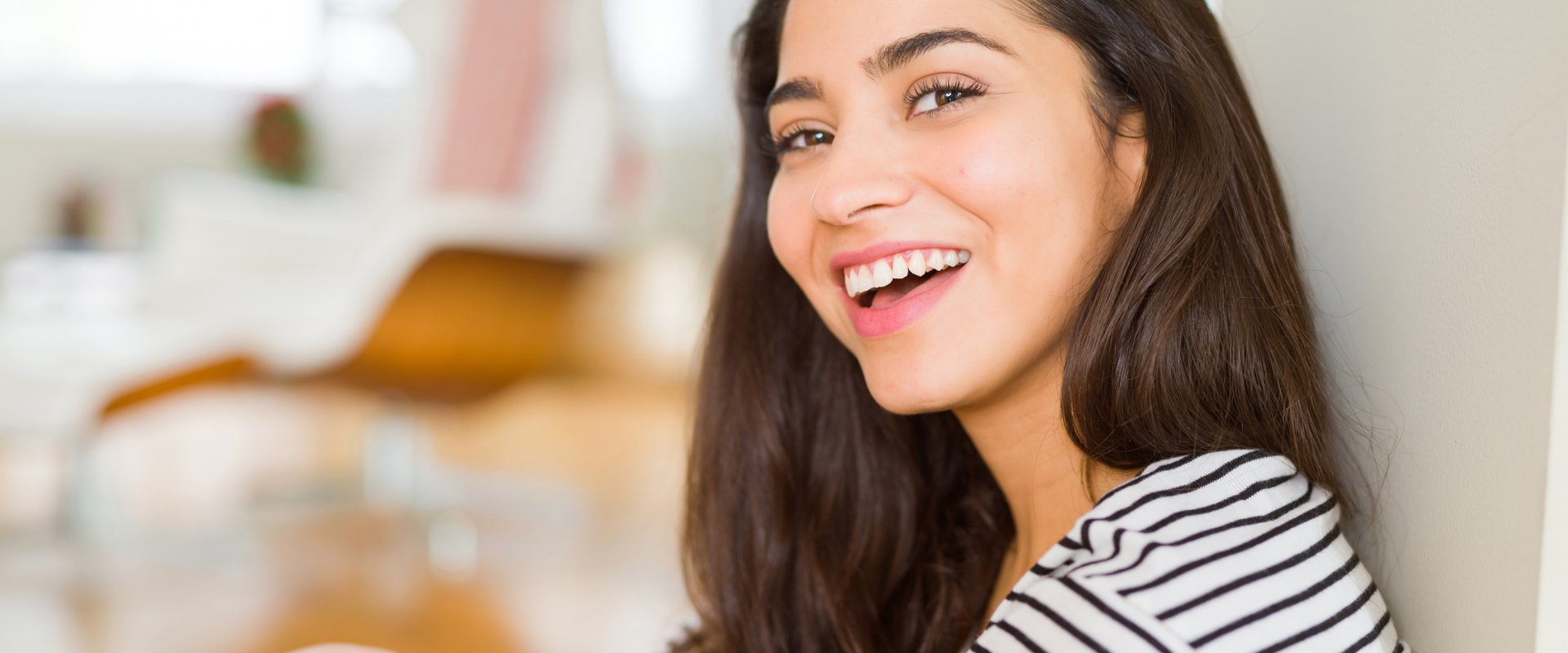 What Is a Smile Makeover? How Full-Mouth Rehabilitation Works and Who It''s Right For