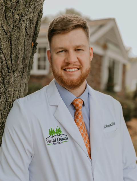 Levi Upham, DDS - Vestal Dentist
